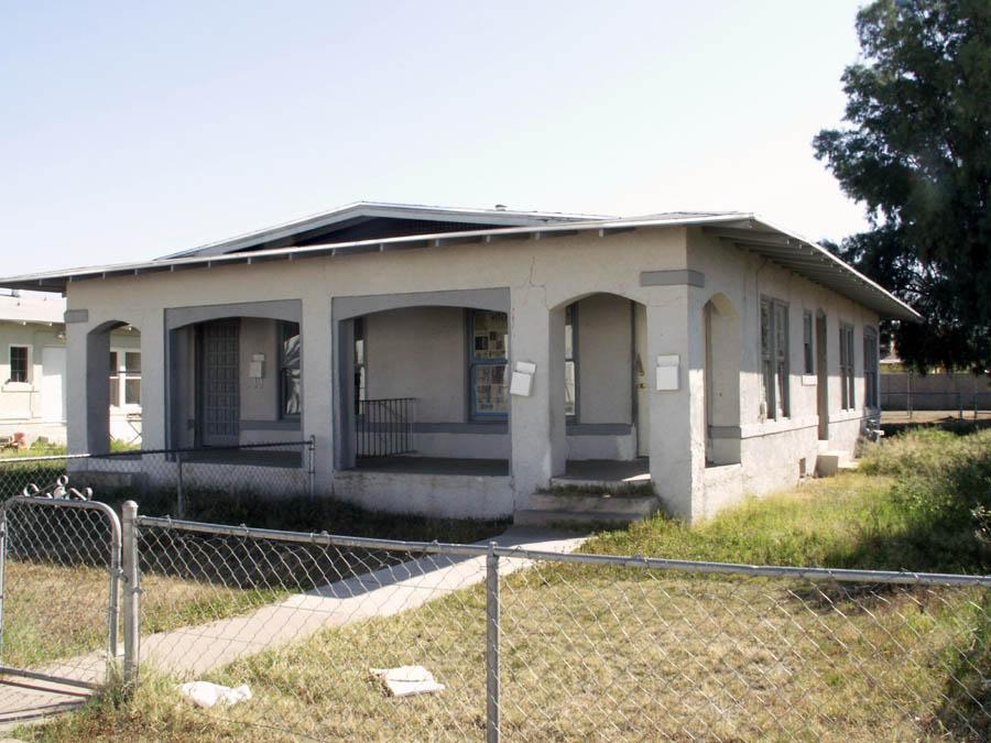 425 N 18 Dr., Phoenix, AZ 85007