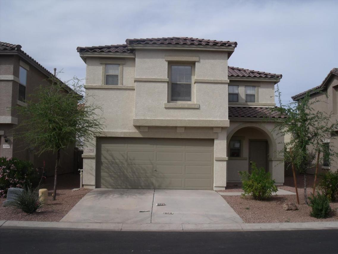1108 E Parkview Ct., Gilbert, AZ 85295