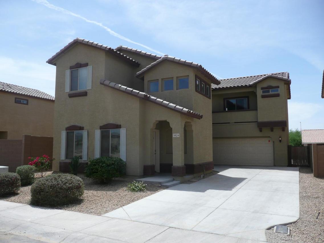 5824 S 10 Th Dr., Phoenix, AZ 85041