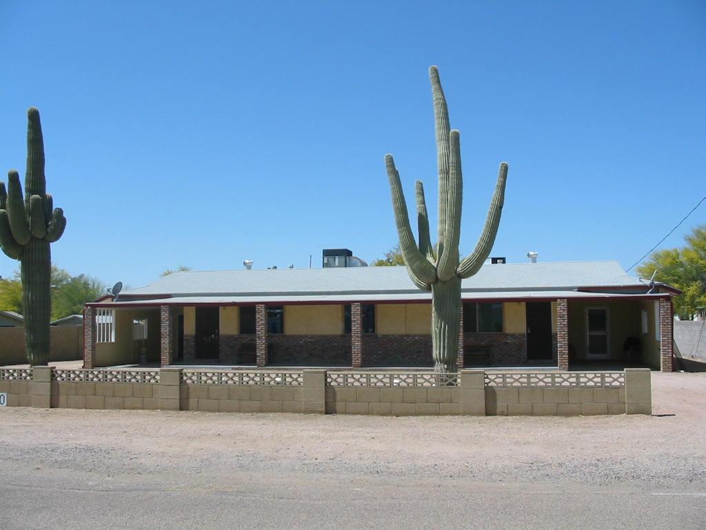 230 S Grand Dr., Apache Junction, AZ 85220