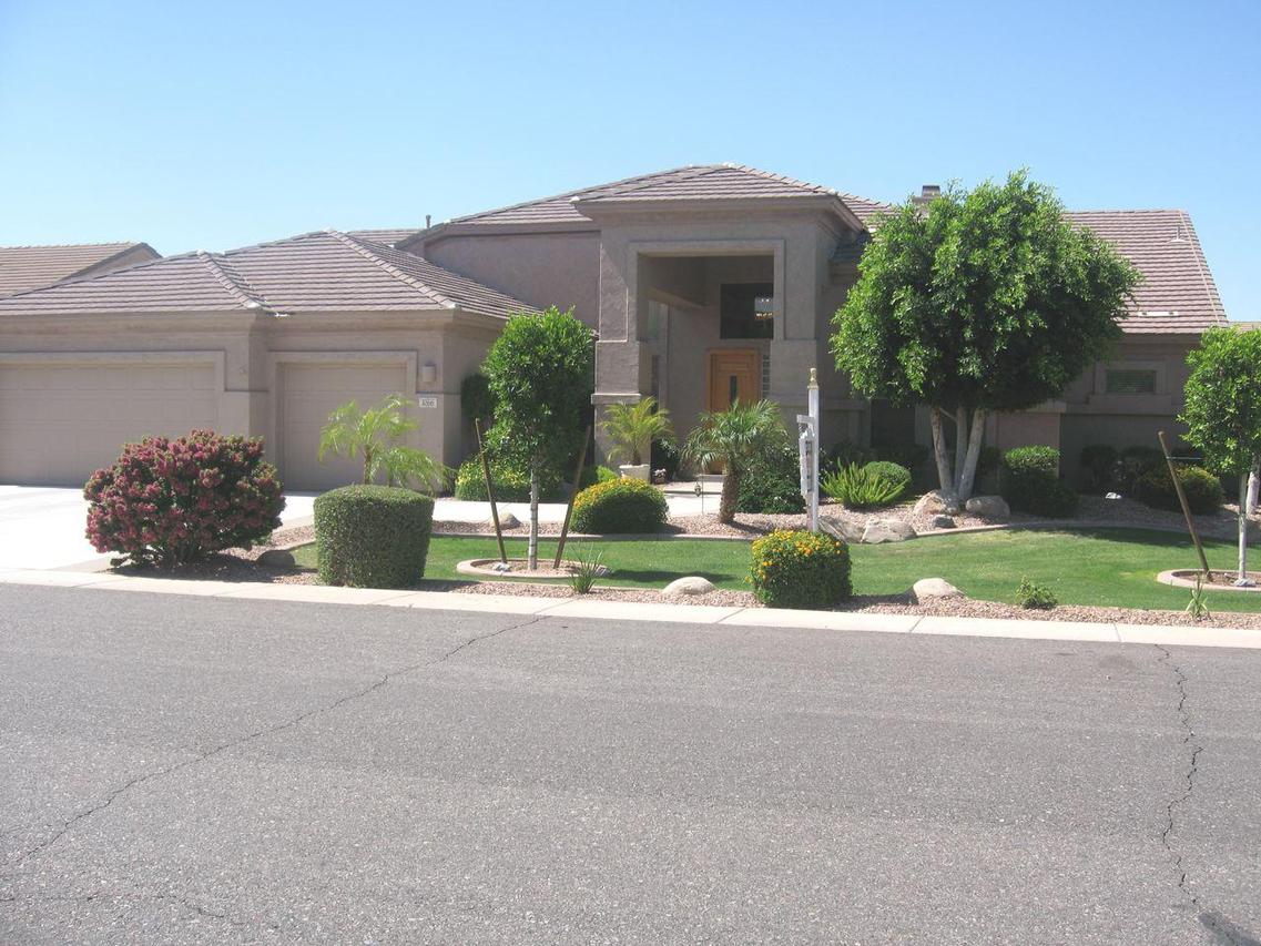 1066 W Armstrong Way, Chandler, AZ 85286