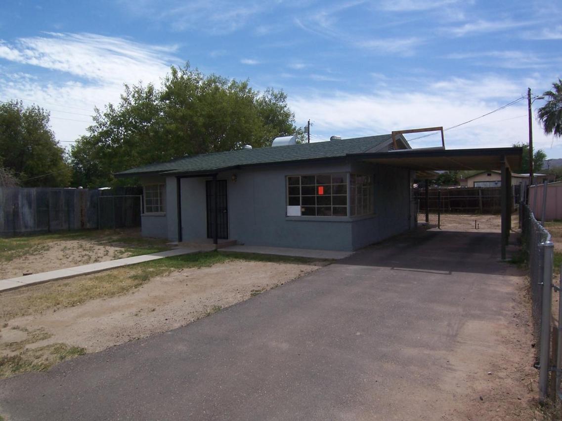733 E Hidalgo Ave., Phoenix, AZ 85040