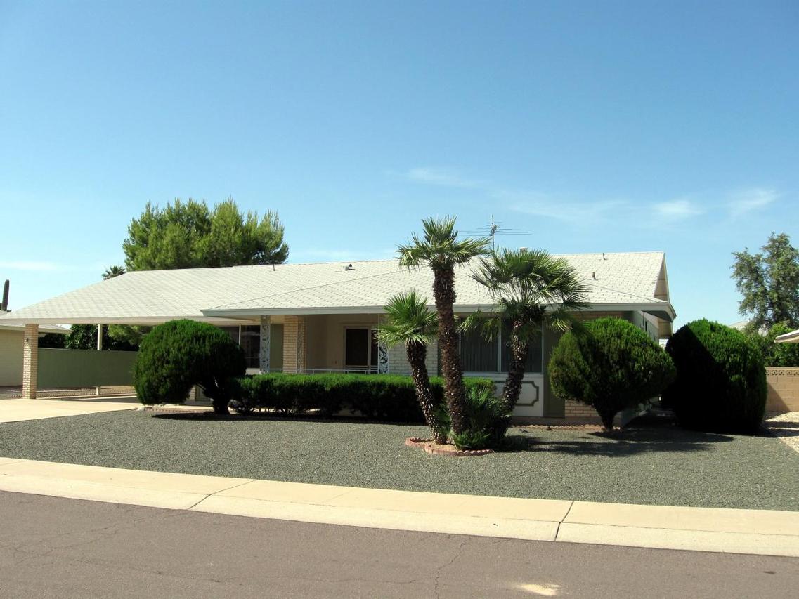 9904 W Shiprock Dr., Sun City, AZ 85351