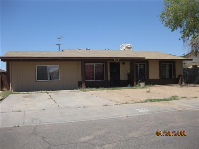4136 W Cypress St., Phoenix, AZ 85009