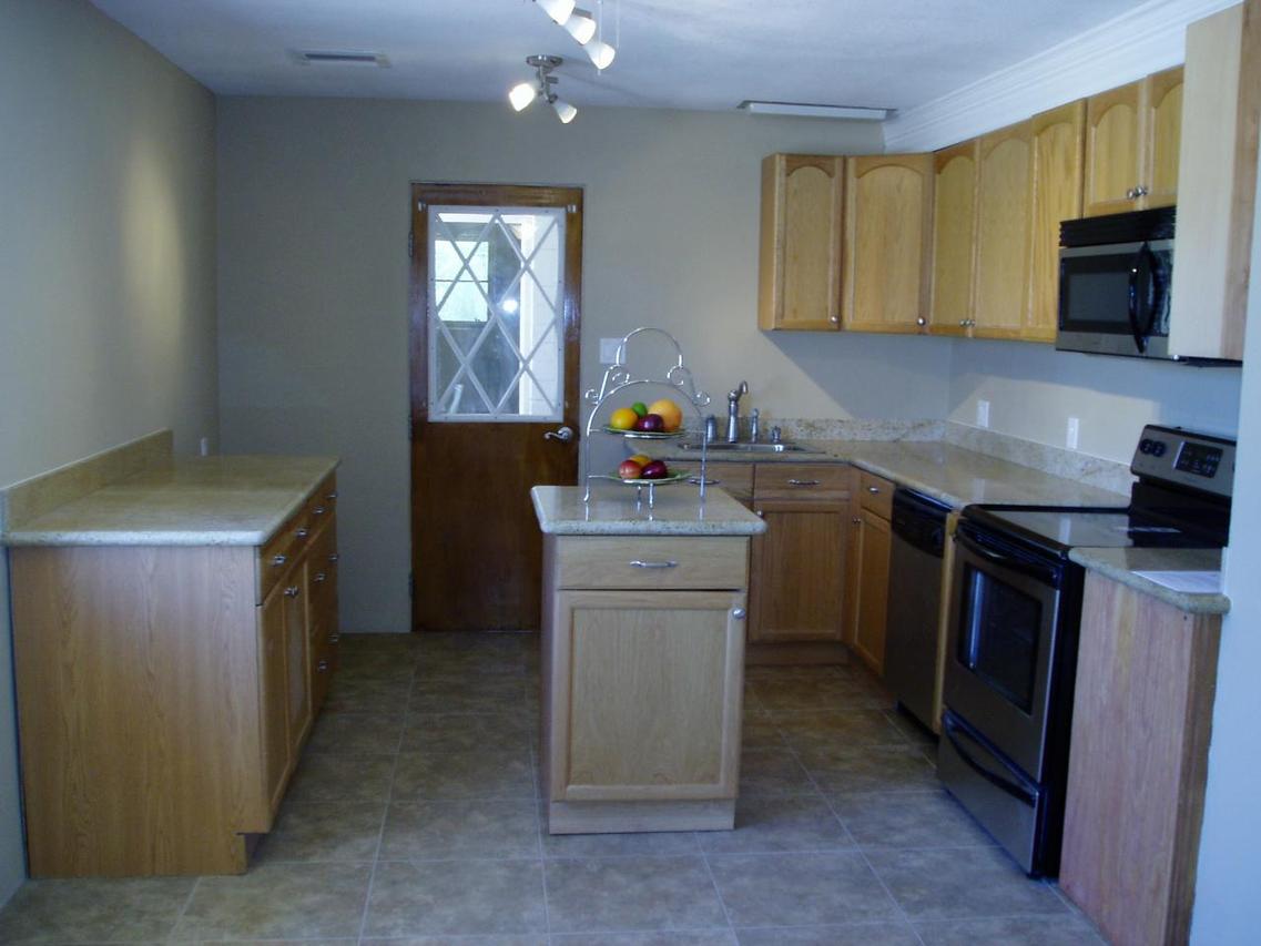 1237 N 66th Pl., Mesa, AZ 85205