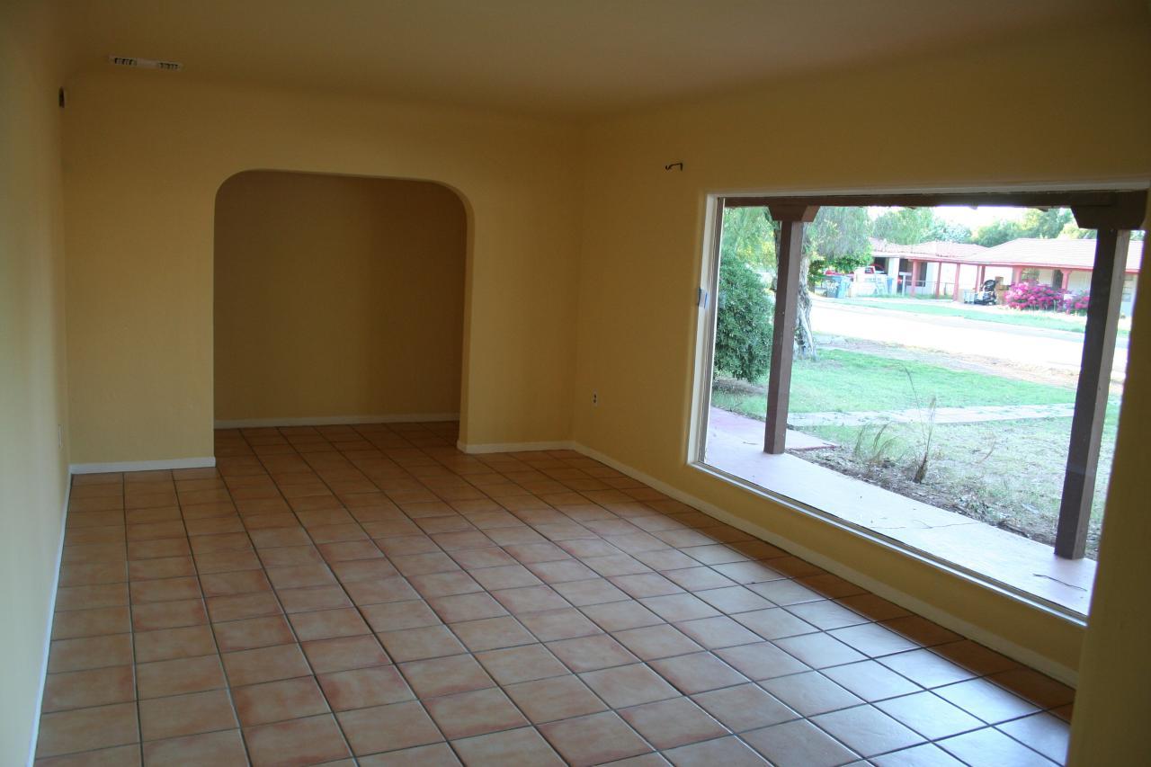 2225 E Earll Dr., Phoenix, AZ 85016