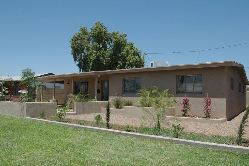 2042 W Oregon Ave., Phoenix, AZ 85015