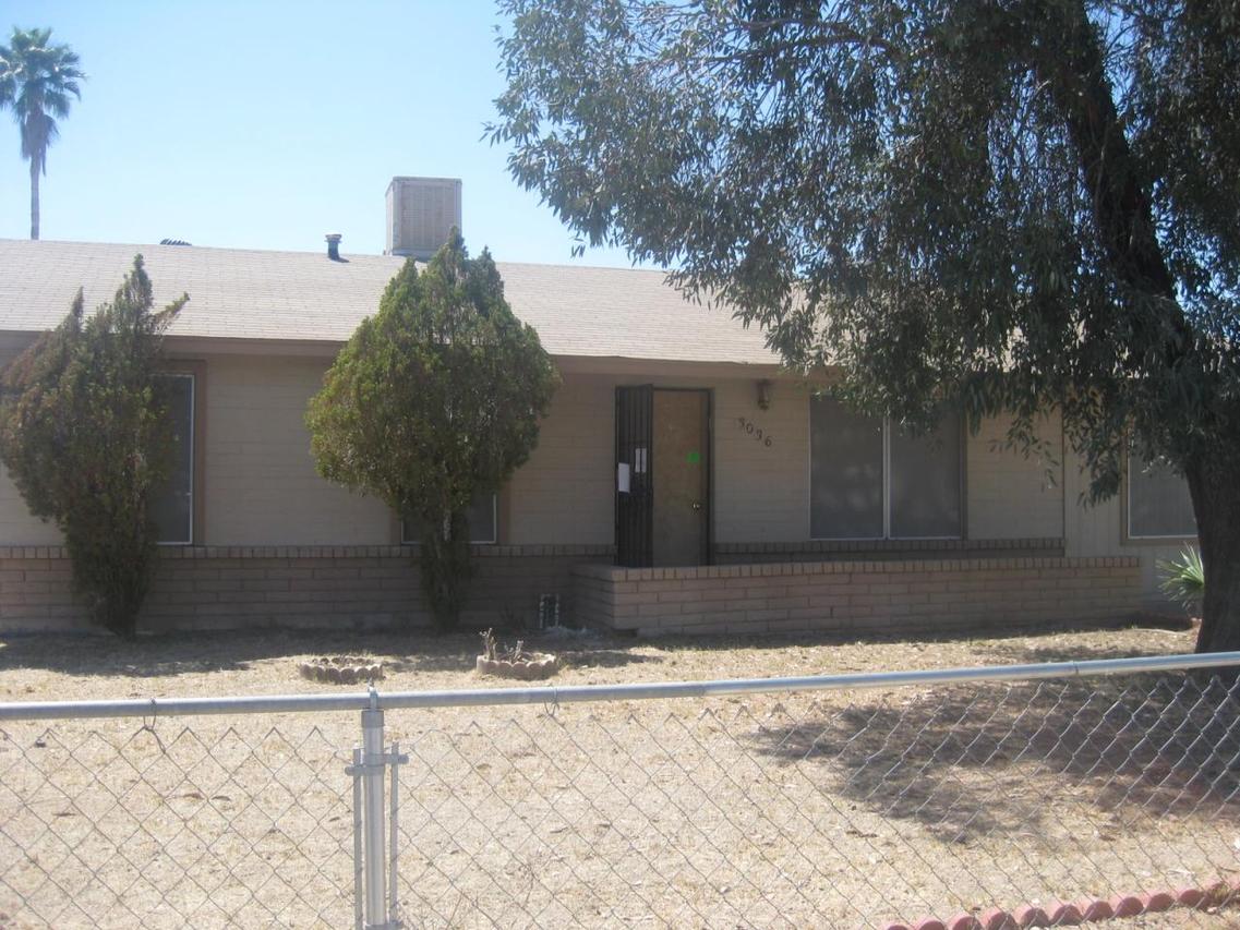 3036 N 87 Ave., Phoenix, AZ 85037