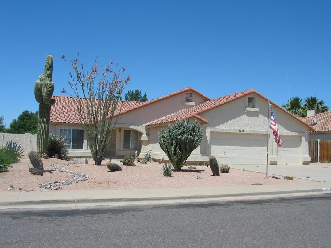 1214 S Helms, Mesa, AZ 85204