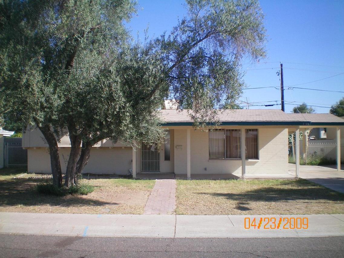 1924 W Hazelwood St., Phoenix, AZ 85015