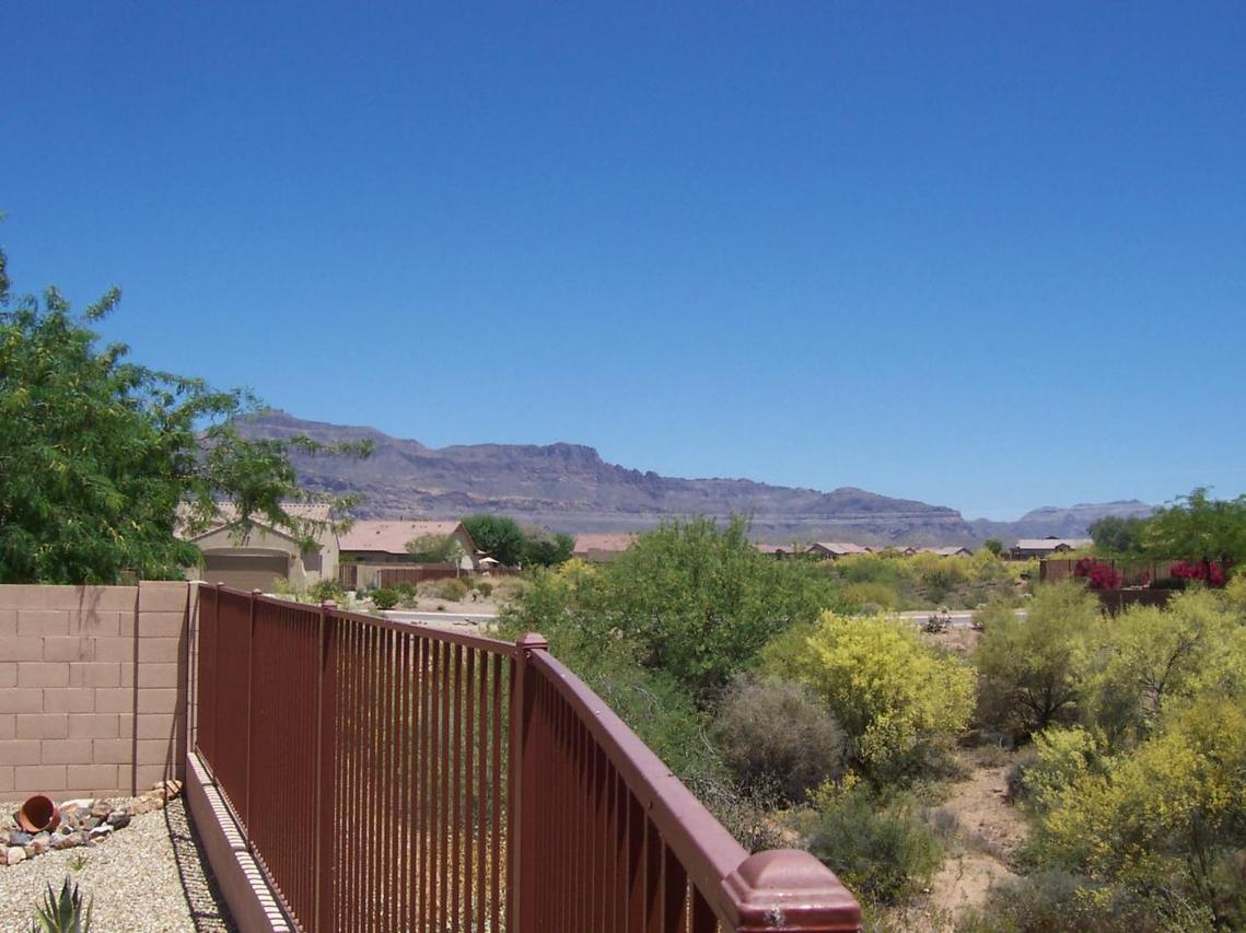 8355 S Mountain Air Ln., Apache Junction, AZ 85218