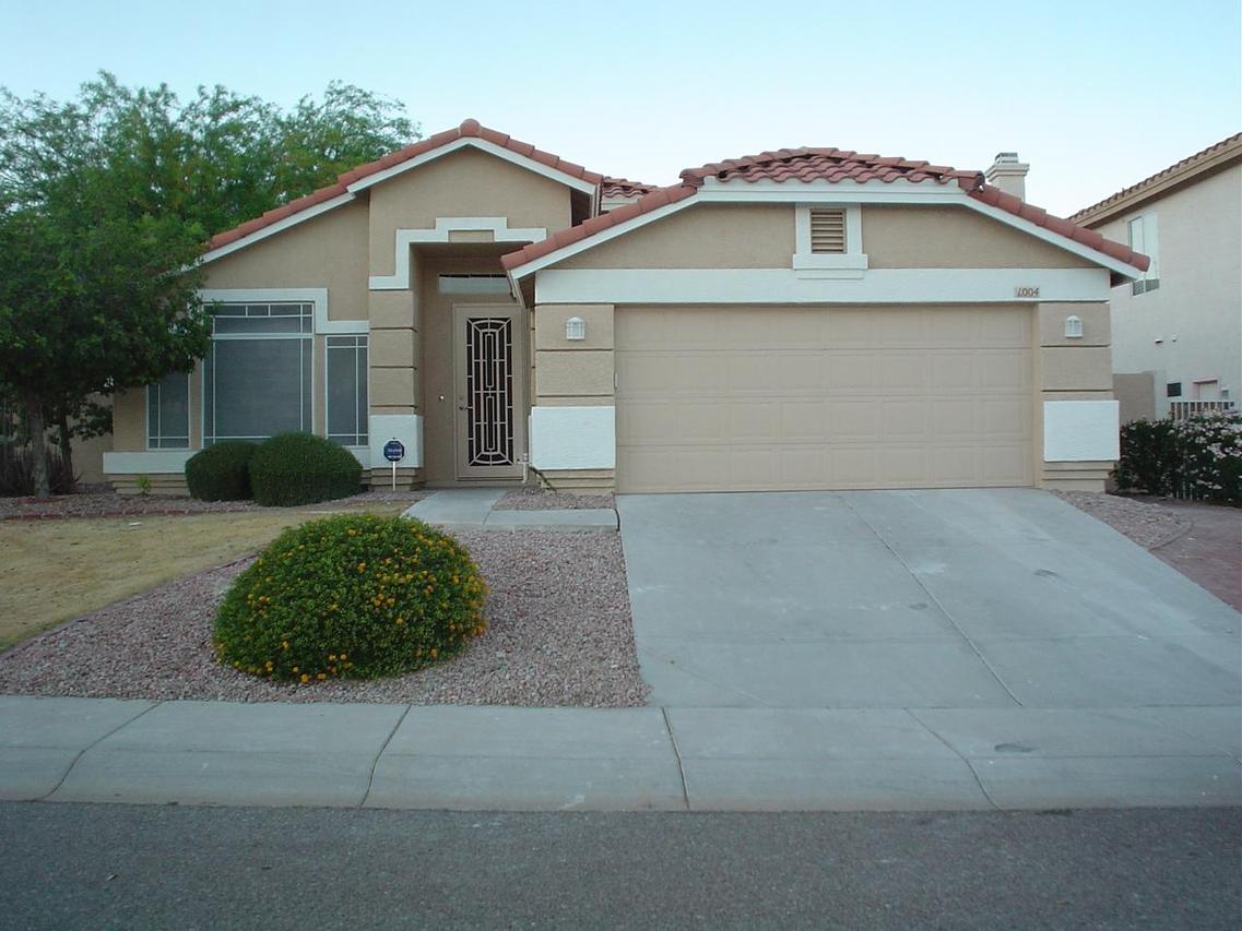 1004 E Hiddenview Dr., Phoenix, AZ 85048
