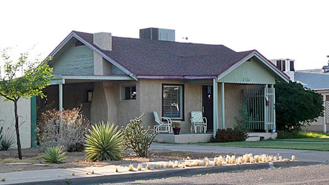 2326 N Evergreen St., Phoenix, AZ 85006