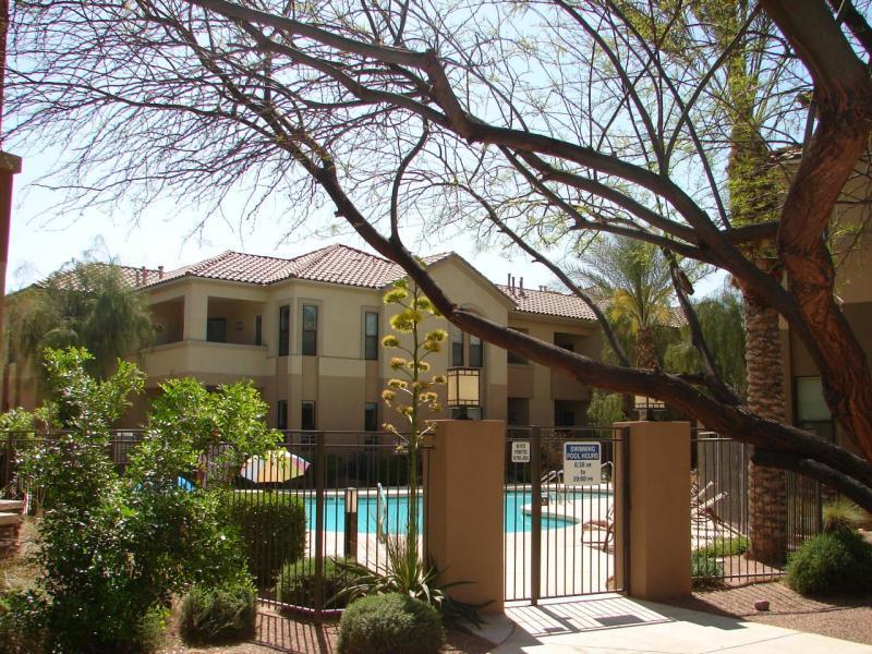 7027 N Scottsdale Rd. #206, Paradise Valley, AZ 85253