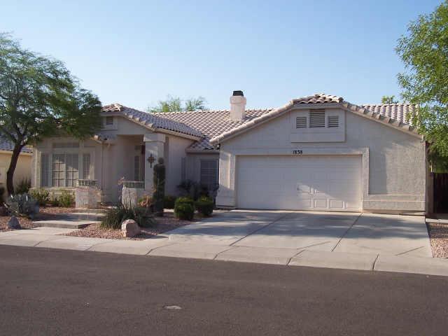 1838 W Leah Ln., Gilbert, AZ 85233
