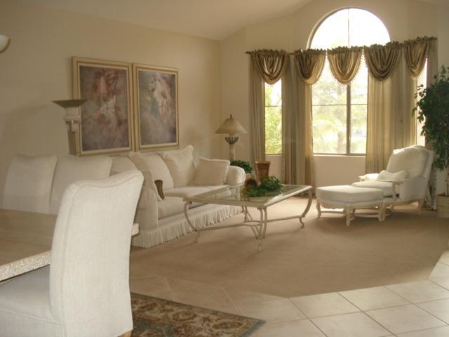 520 E Silverwood Dr., Phoenix, AZ 85048