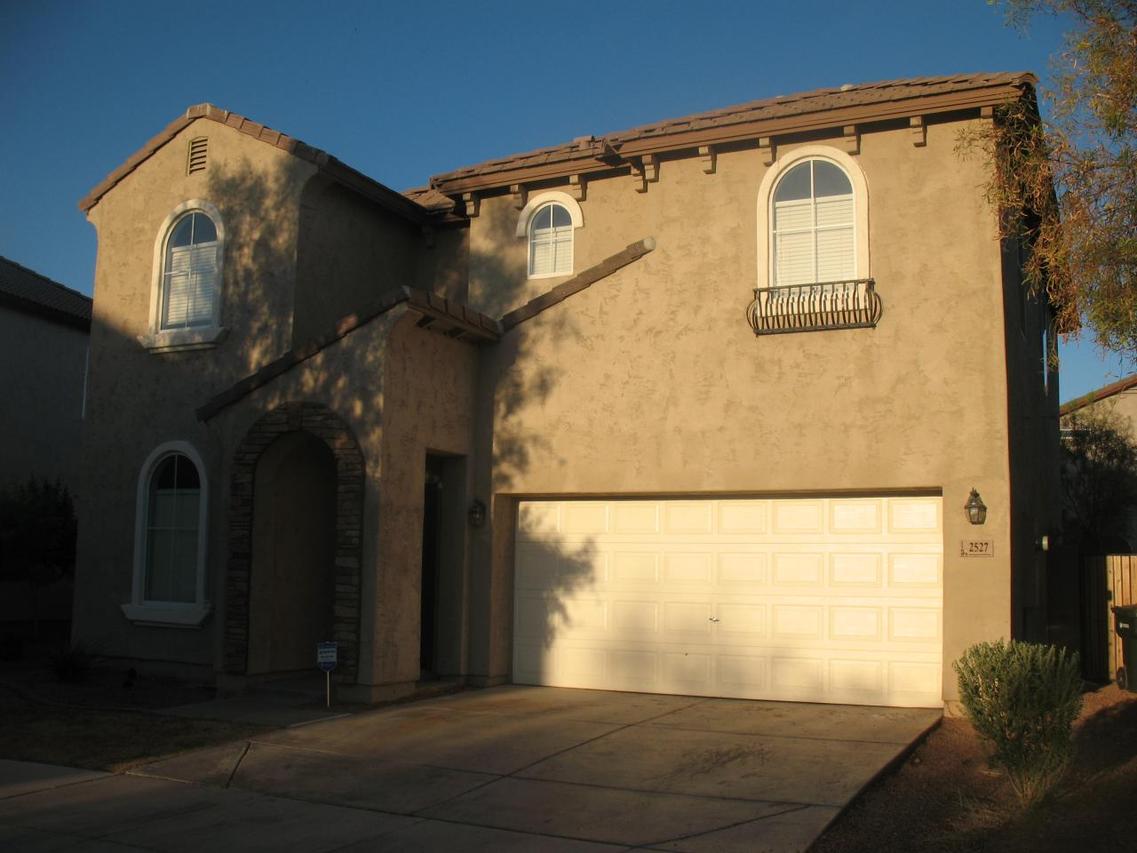 2527 S 90th Dr., Tolleson, AZ 85353