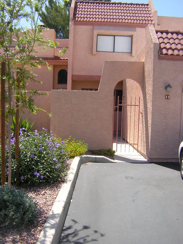 2524 S El Paradiso Dr. #12, Mesa, AZ 85202