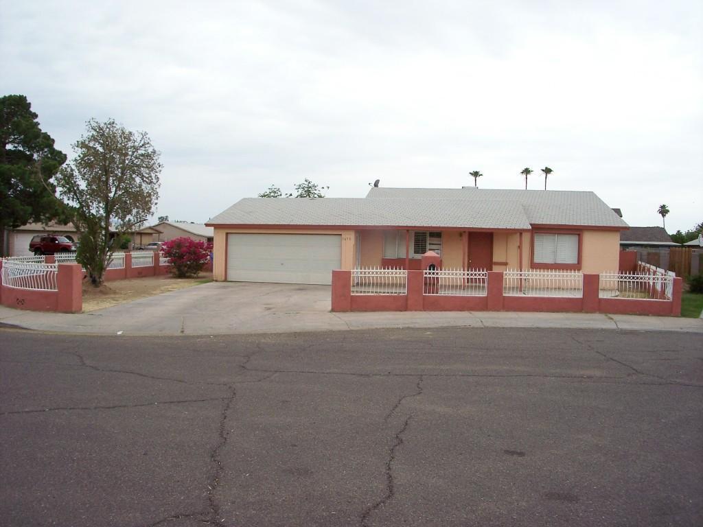 5650 W Monte Vista Rd., Phoenix, AZ 85035