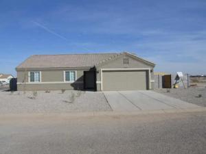 13463 S Huntington Rd., Arizona City, AZ 85223