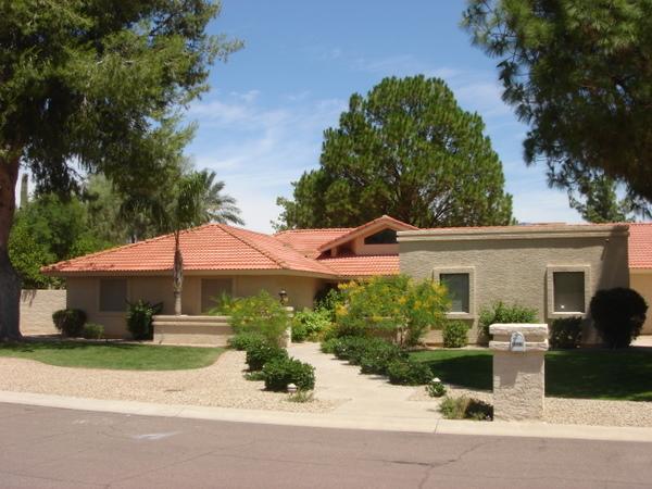 4552 E Shangri La Rd., Phoenix, AZ 85028