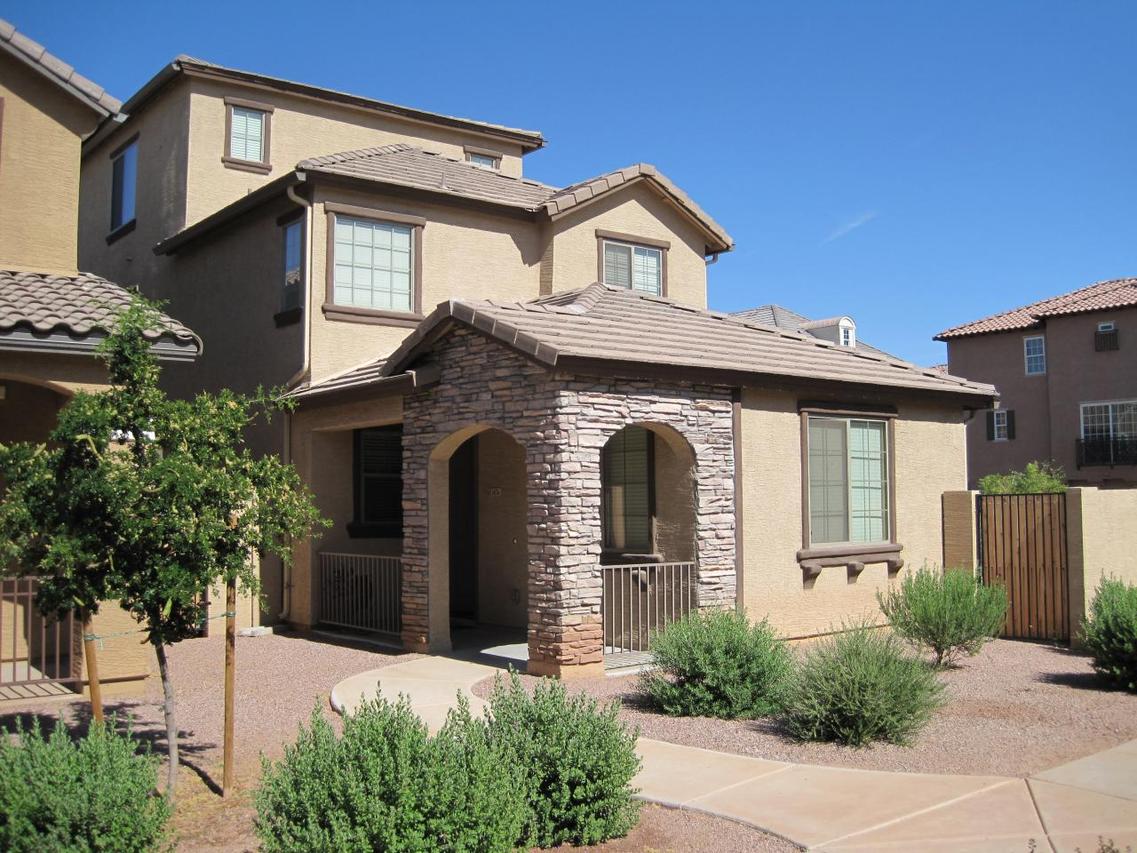 1676 E Joseph Way, Gilbert, AZ 85295