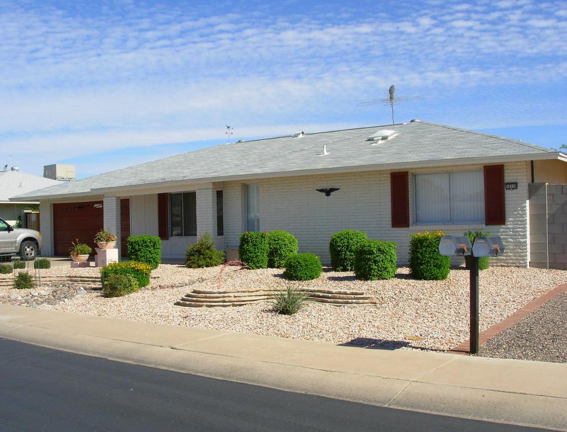 10330 W Pine Springs Dr., Sun City, AZ 85373