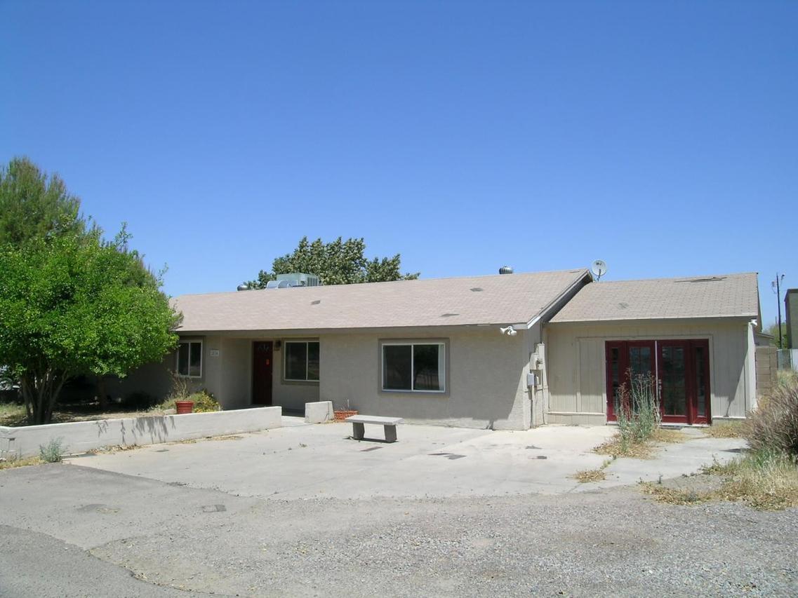 2824 E Villa Rita Dr., Phoenix, AZ 85032