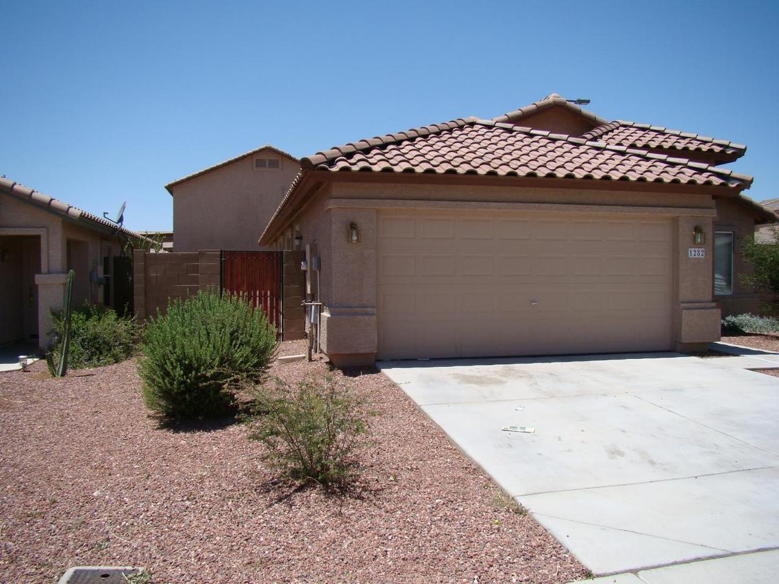 1282 S 220th Dr., Buckeye, AZ 85326