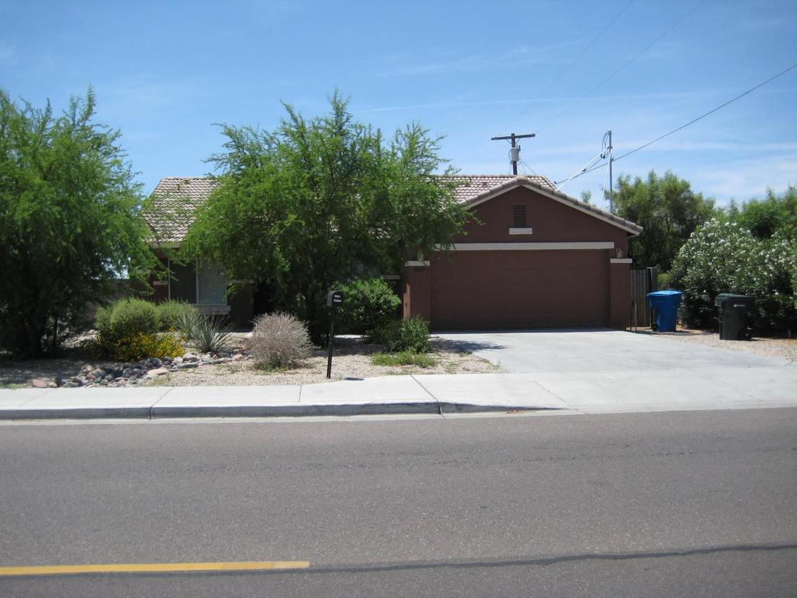 2229 E Grovers Ave., Phoenix, AZ 85022