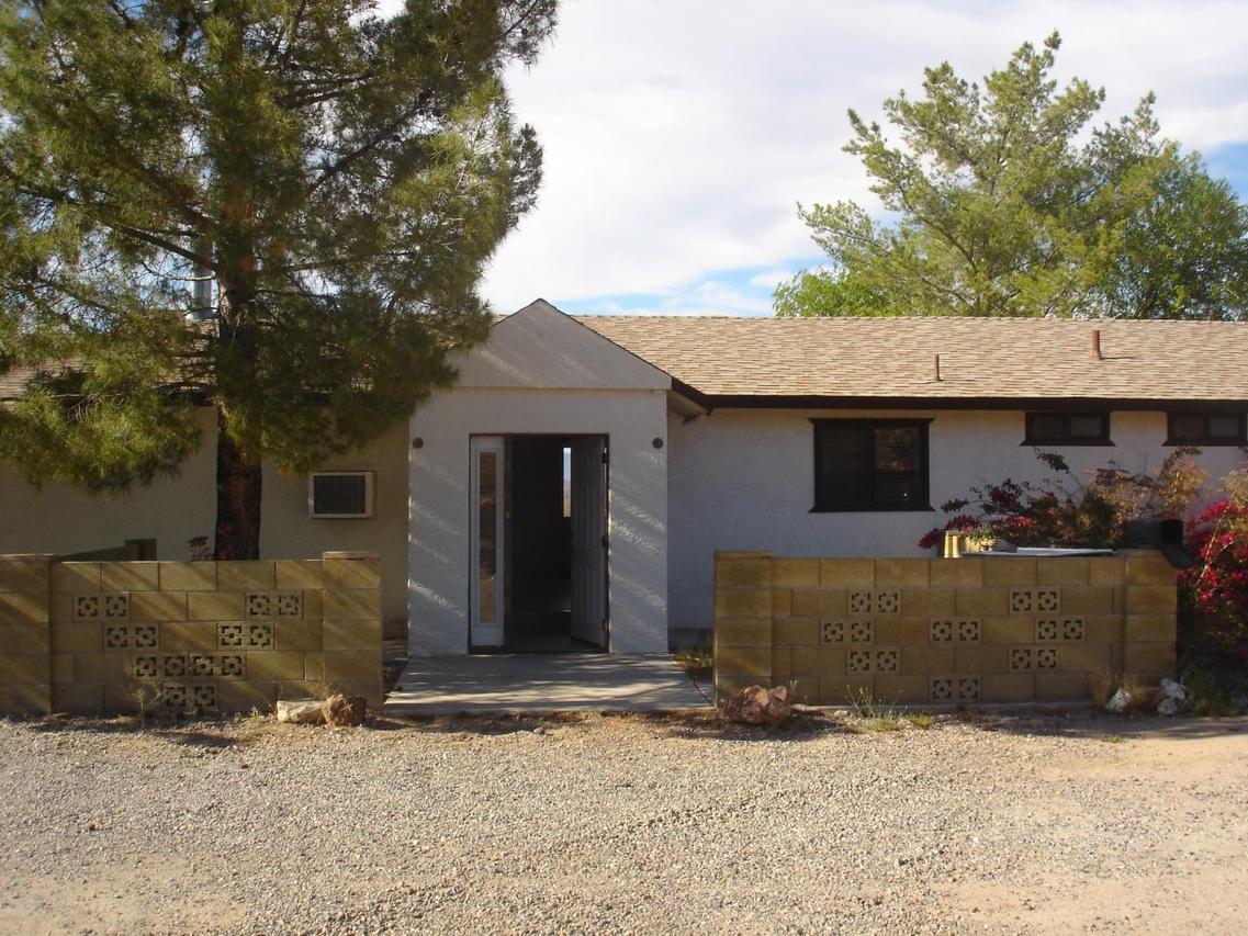 2350 W Aguila Dr., Wickenburg, AZ 85390