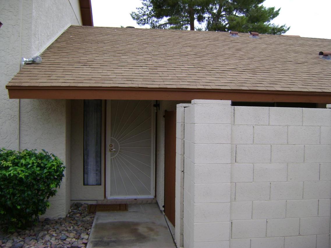 17619 N Lindner Dr., Glendale, AZ 85308