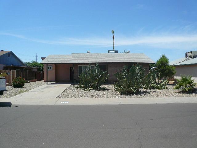 325 W Santa Cruz Dr., Tempe, AZ 85282