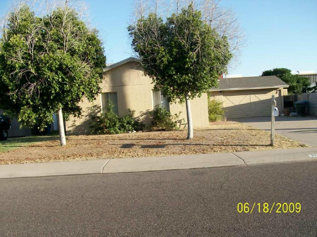 2135 W Danbury Rd., Phoenix, AZ 85023