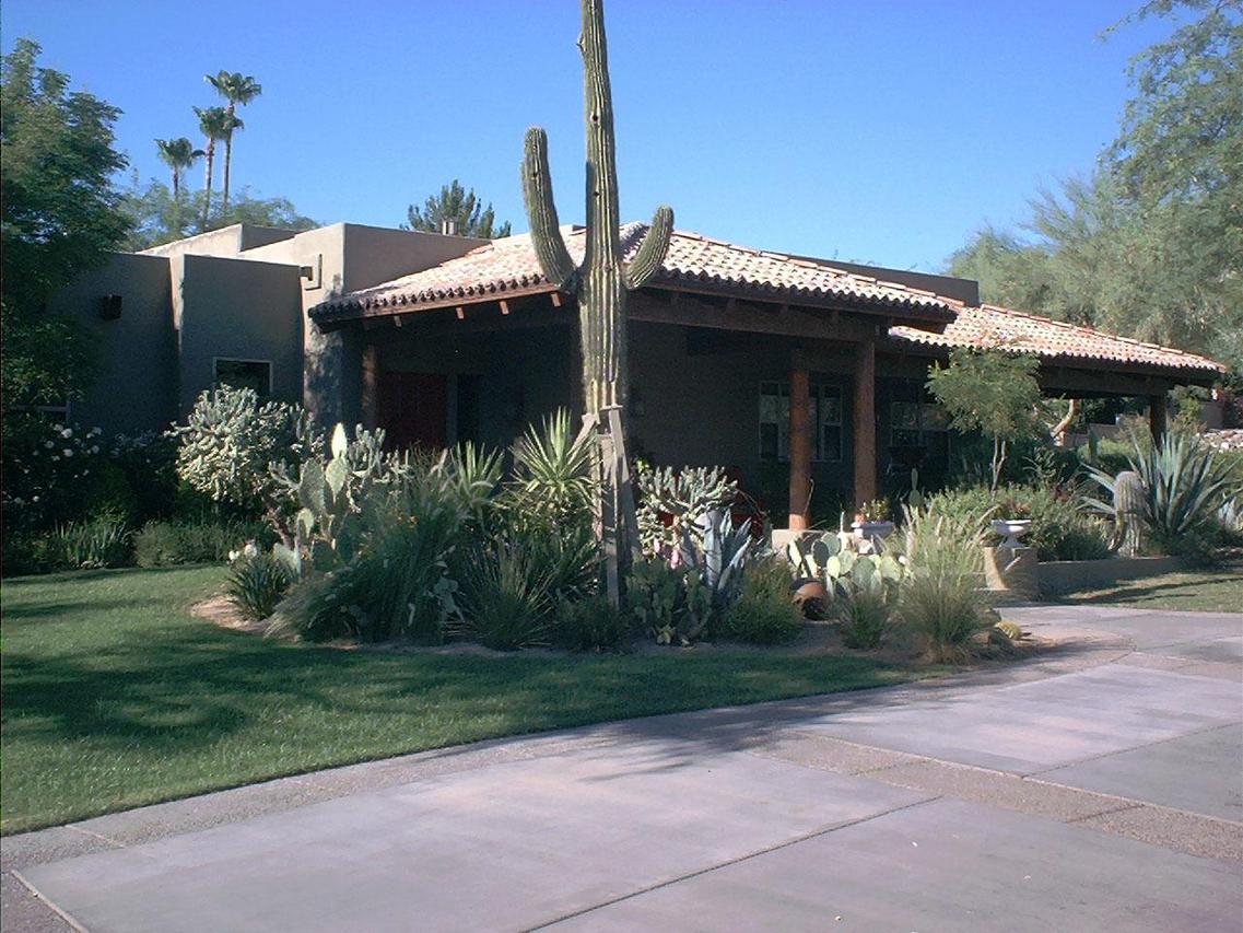 4550 E Arlington Rd., Phoenix, AZ 85018