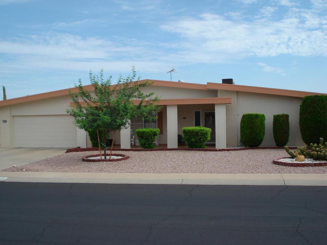 10718 W Manzanita Dr., Sun City, AZ 85373
