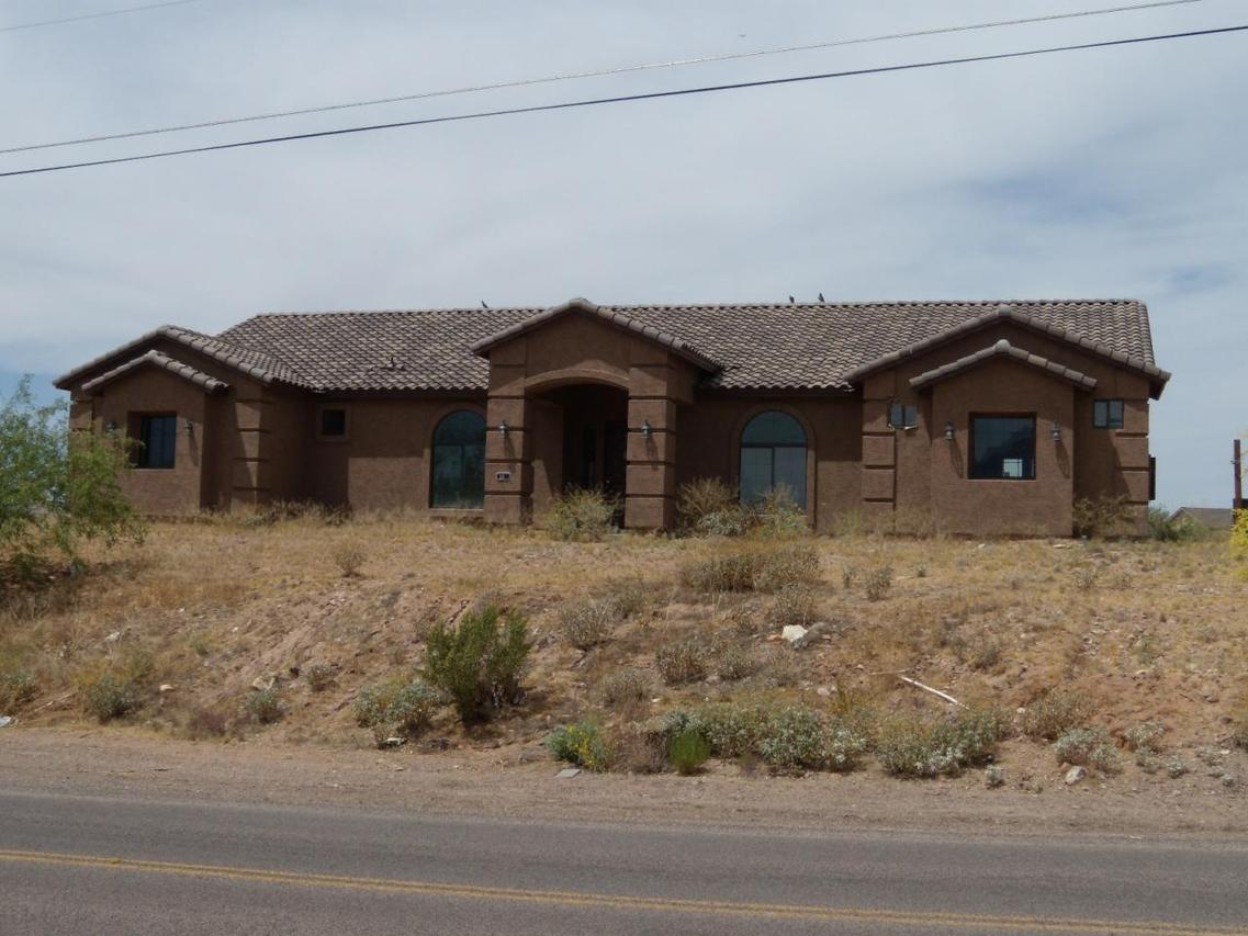 286 S Hilton Rd., Apache Junction, AZ 85219