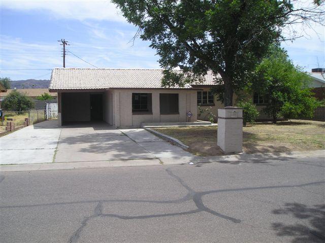 1825 E Pleasant Ln., Phoenix, AZ 85042