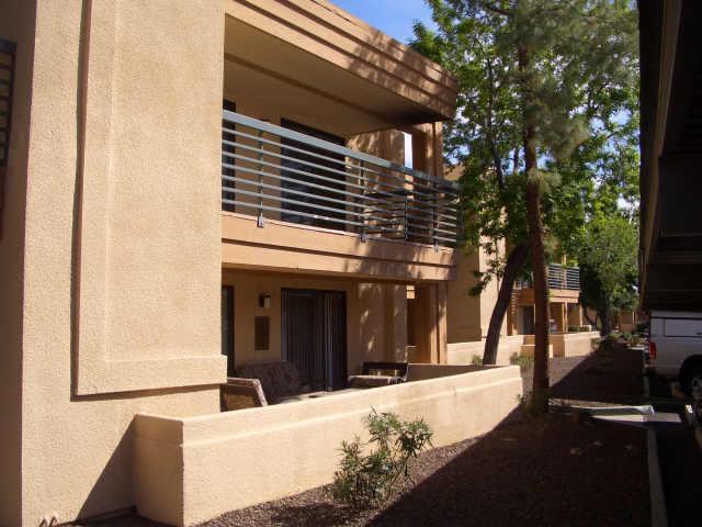 3420 W Danbury Dr. #230, Phoenix, AZ 85053