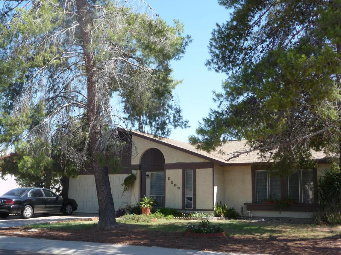 2209 E Marconi Ave., Phoenix, AZ 85022