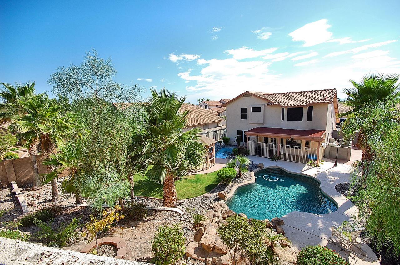 18433 N 12th Way, Phoenix, AZ 85022