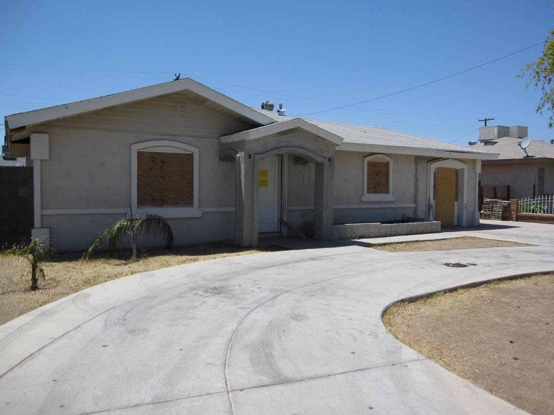 2036 N 36th Dr., Phoenix, AZ 85009