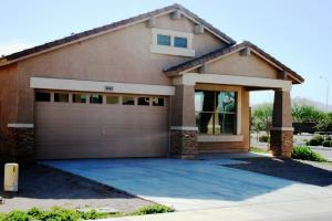 3433 W Apollo Rd., Phoenix, AZ 85041