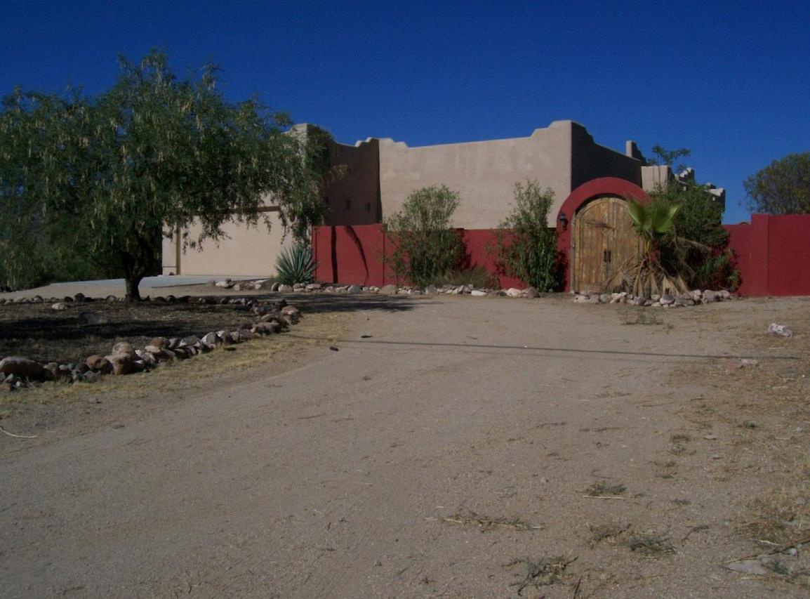 44307 N 10th St., New River, AZ 85087