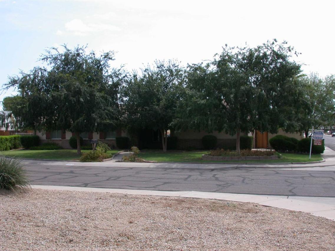 12415 N 44th Ln., Glendale, AZ 85304