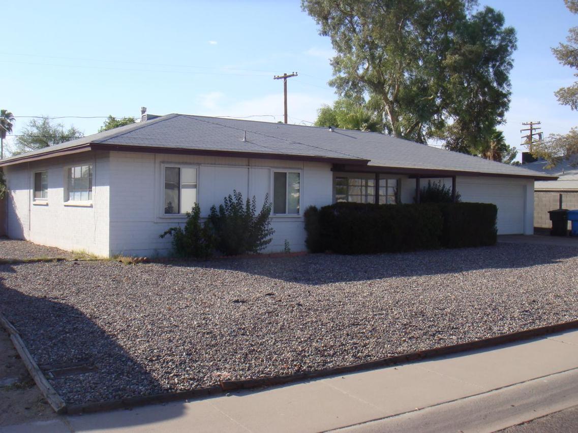 2330 W Greenbriar Dr., Phoenix, AZ 85023