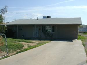 805 E Roeser Rd., Phoenix, AZ 85040