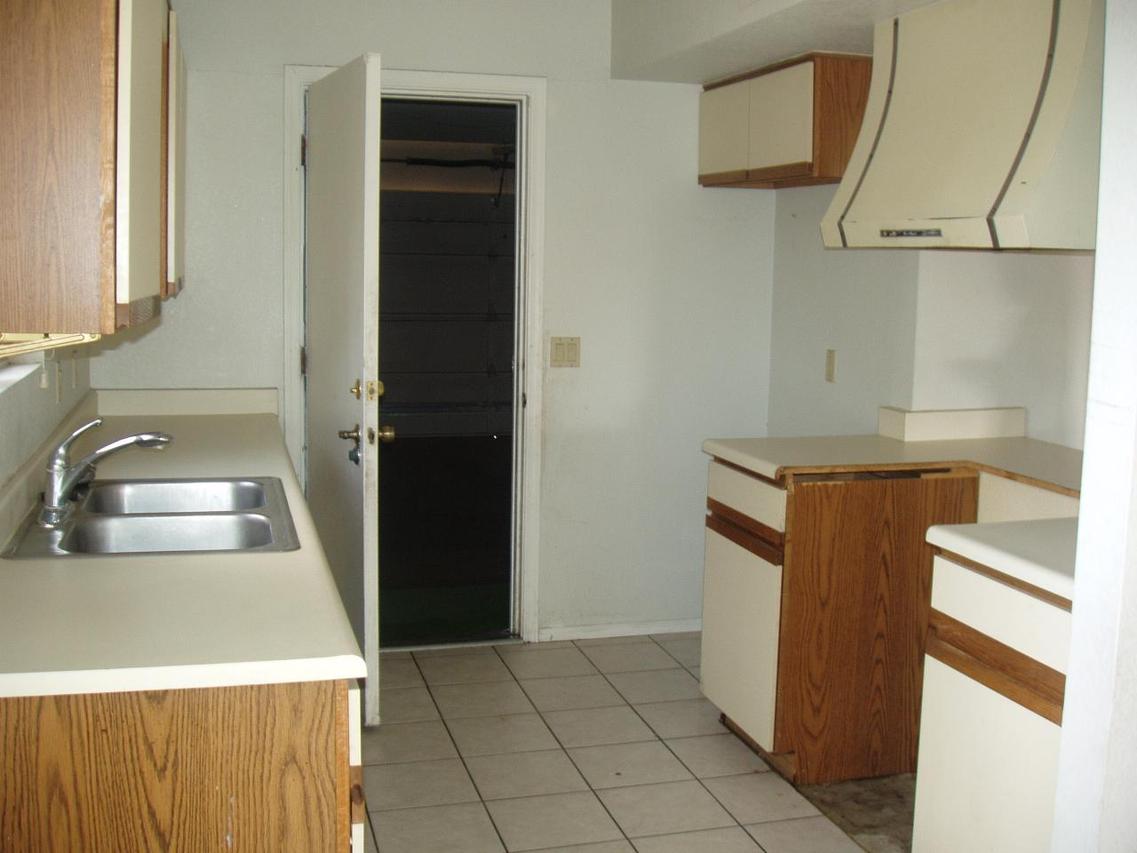 3925 E Larkspur Dr., Phoenix, AZ 85032