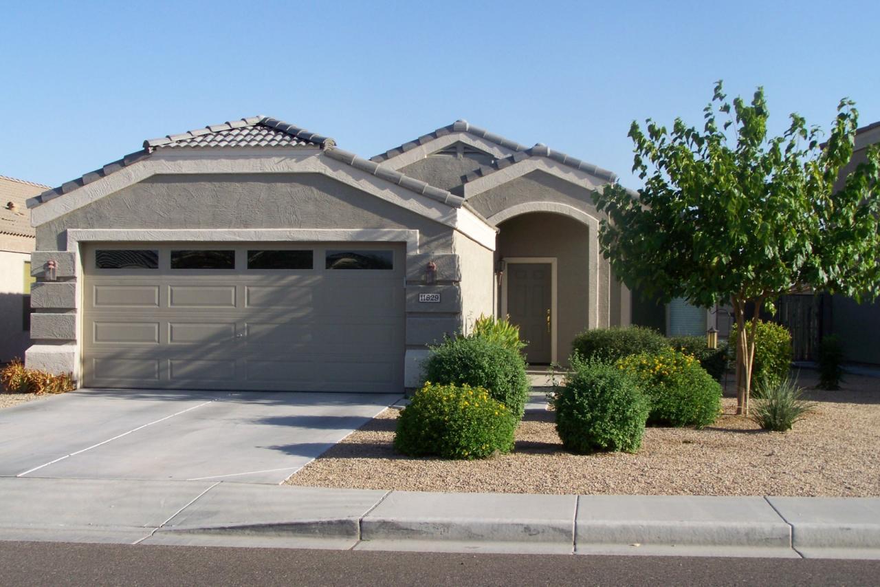 11829 W Mauna Loa Ln., El Mirage, AZ 85335