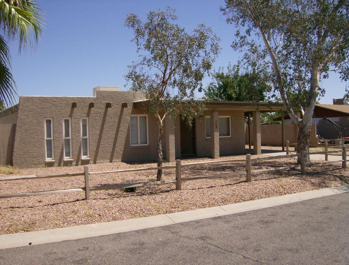 709 N 97th St., Mesa, AZ 85207
